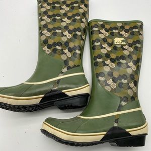 Sorrel camouflage talk rain boots women’s sz 8
